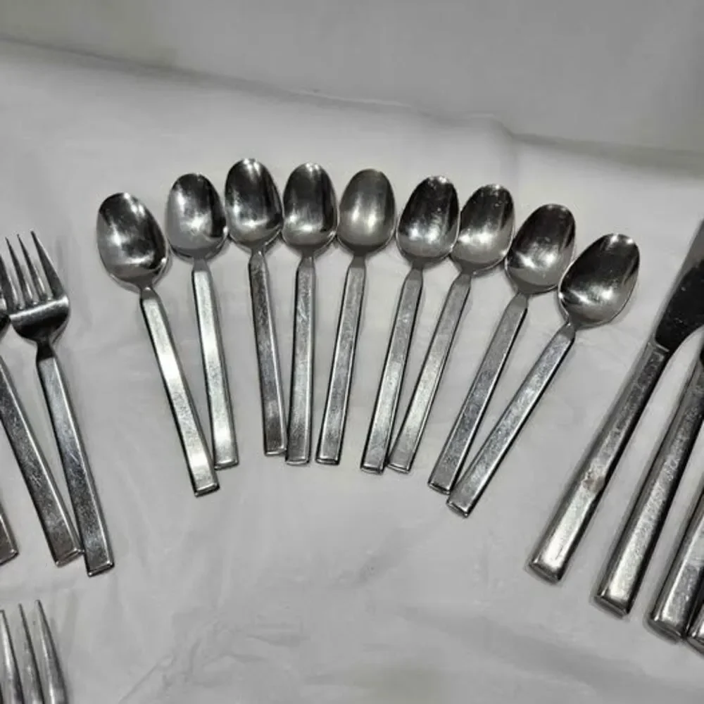 Cutlery Set stainless steel by John Weitz